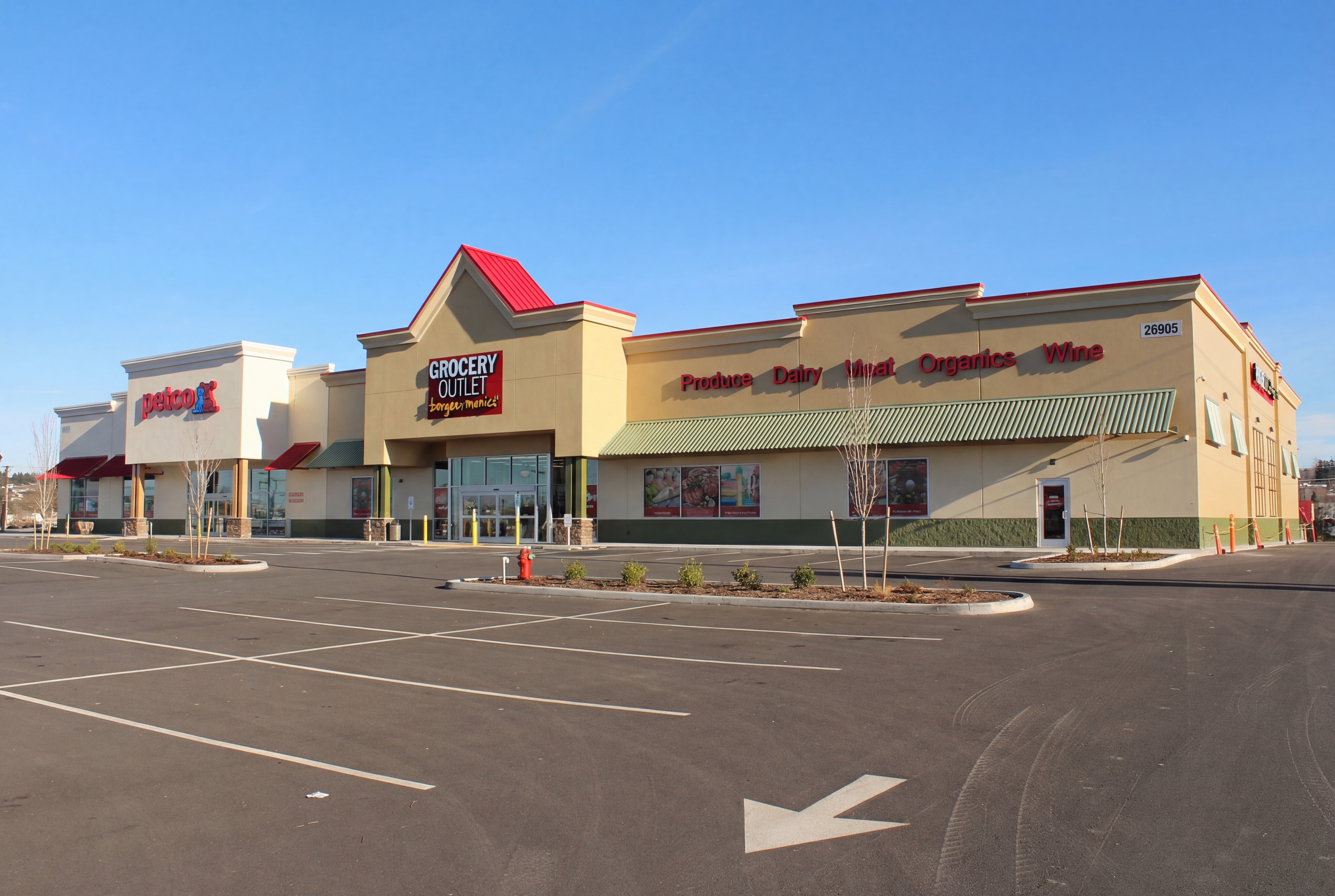 Petco/Grocery Outlet Stanwood