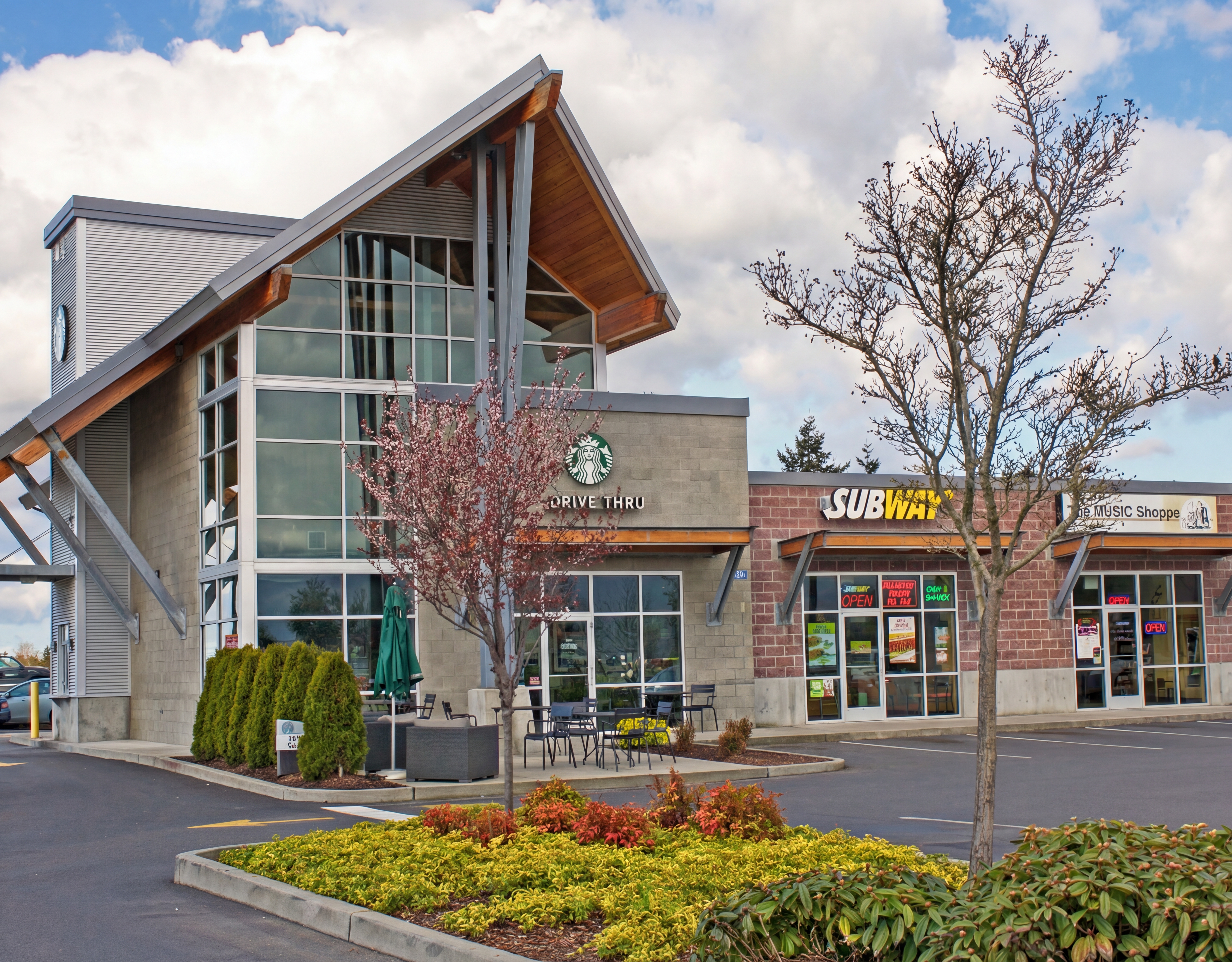 Starbucks Freeway Retail Center